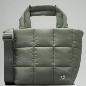 Lululemon Green Quilted Grid Tote 5L Women's Bag